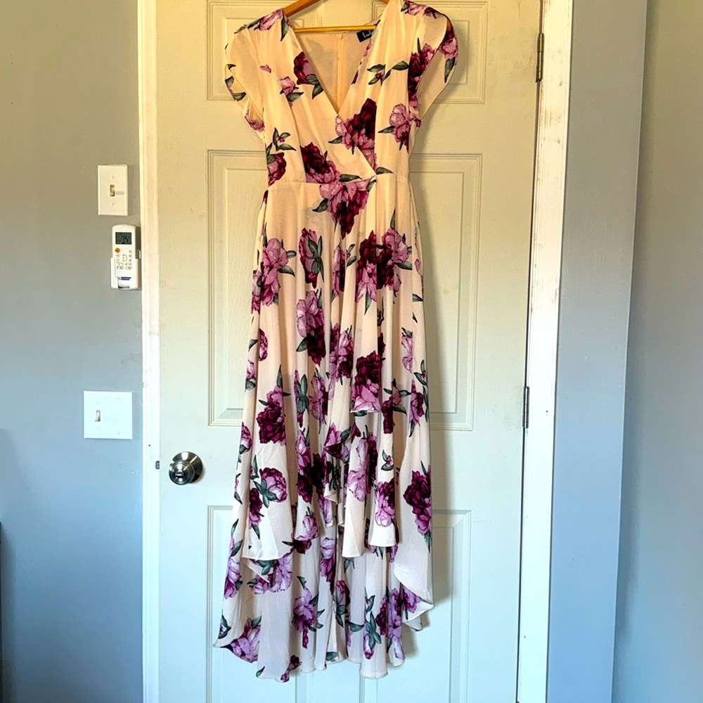 Lulus Maxi Dip Hem Dress
